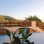 House Akrothea Kallirákhi